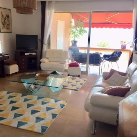 Grand Apartments On Heights Ajaccio Апарт-отель *